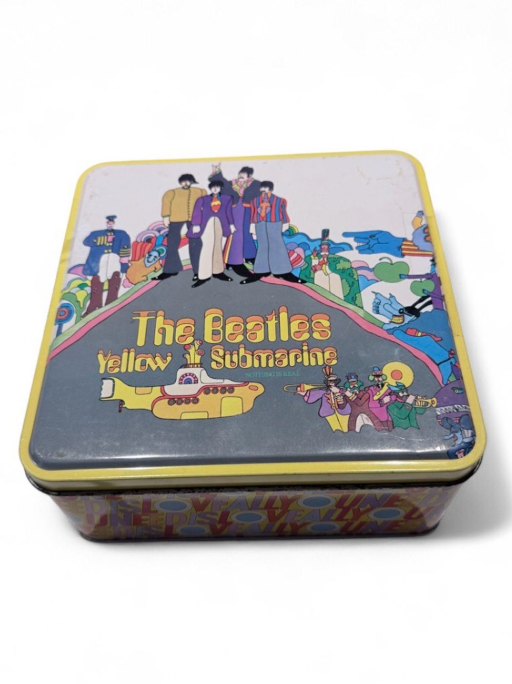 Vintage 2002 The Beatles "Yellow Submarine" Collectible Tin Puzzle (300 Pieces) - Picture 2 of 7